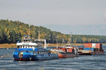 Перевозки по реке Амур и оформление грузов временно приостановлены
